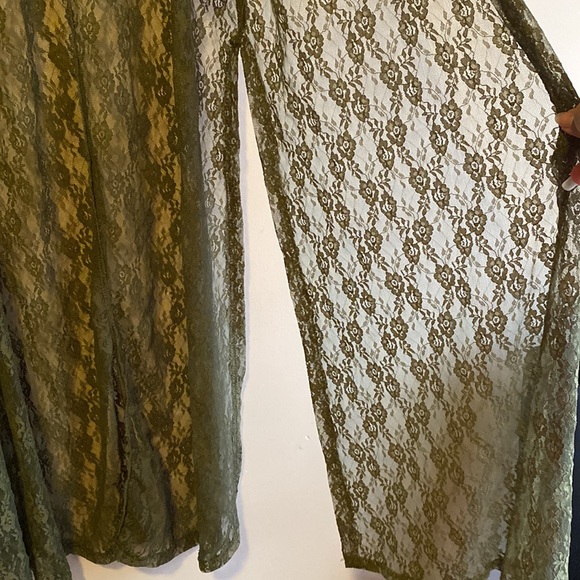 LulaRoe lace joy vest size S green - Picture 4 of 11